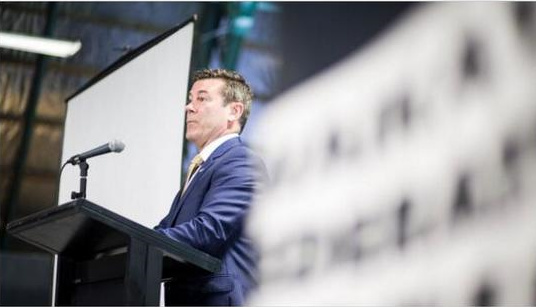 新西兰移民政策收紧:暂停批准父母团聚类移民