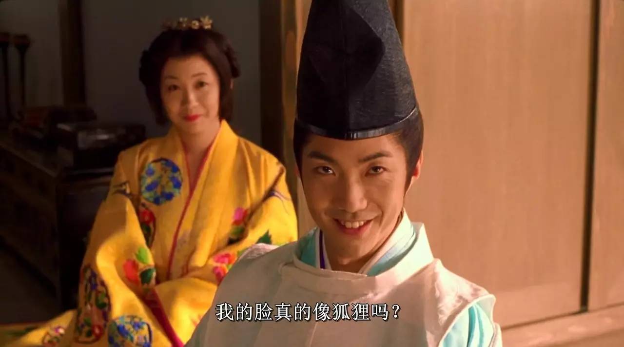 而野村万斋对安倍晴明的演绎则完美地呈现出这份仙气与灵动,甚至还