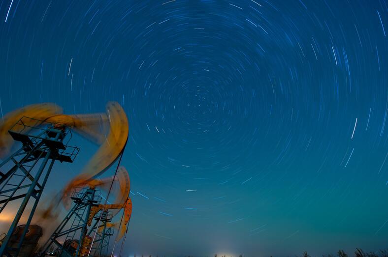 欧盟延续对俄罗斯经济制裁北极熊会改变油气