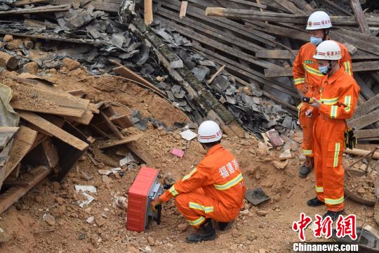 三蛋50人口差距翻盘_角屿之歌 岛是海的眼,兵是岛的眸(2)