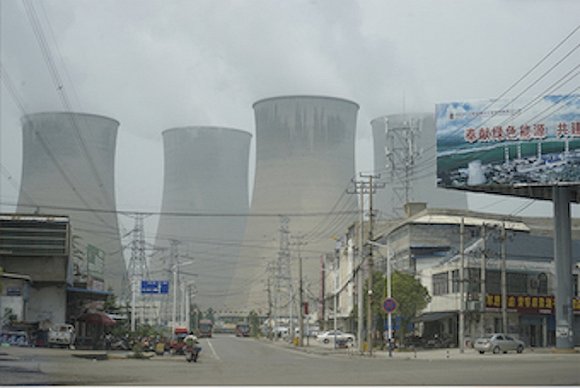 煤电是淮南最重要的产业。摄影：孙俊彬。