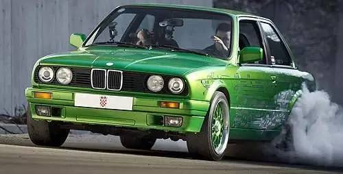 这台1008马力的纯电超跑又把918秒了