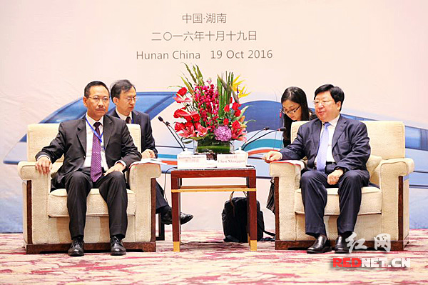 陈向群会见亚洲开发银行副行长苏山多诺|亚洲开发银行|低碳|副行长_新浪新闻