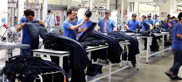 内衣加工厂投资多少_加工厂项目投资包销(3)