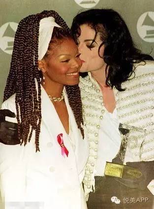 童,看似从黑到白的种族跨越,Michael Jackson那