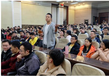 kiki老师母校举办交流会 分享美容与职场经验_