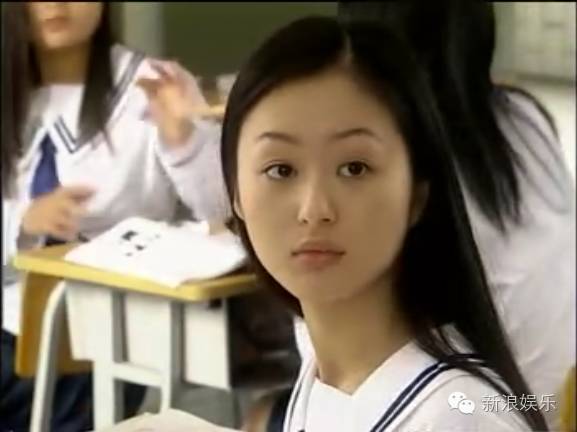 单眼皮的金莎认不出当年十八岁天空里的ta们更让你认不出