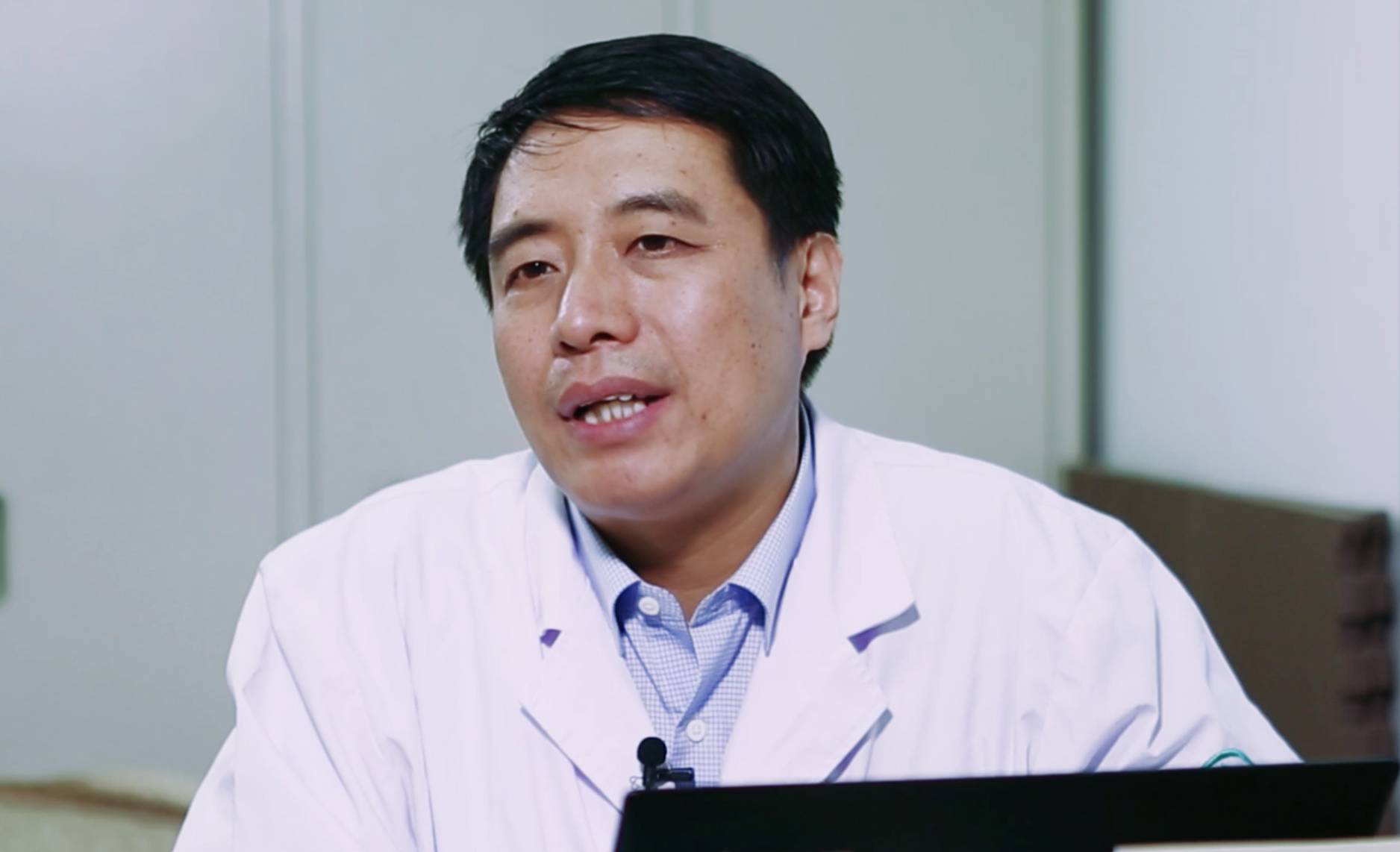 山东大学齐鲁医院急诊科副主任、中毒与职业病科主任菅向东&nbsp;摄影：李凯祥