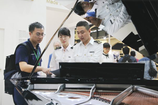 上海海关助力国际乐器展（图）