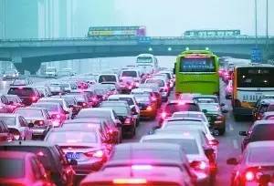 自动挡超车键不会用, 还开什么车?