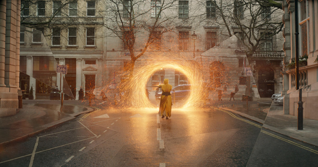 《奇异博士》:在漫威世界的套路里玩出视觉奇