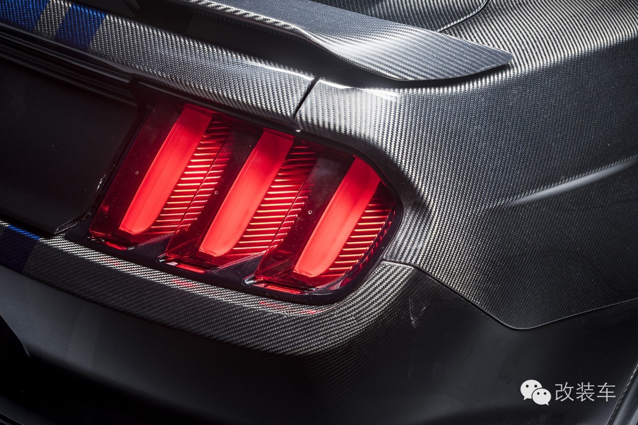 全碳野马 改装费用能买20多辆原厂车