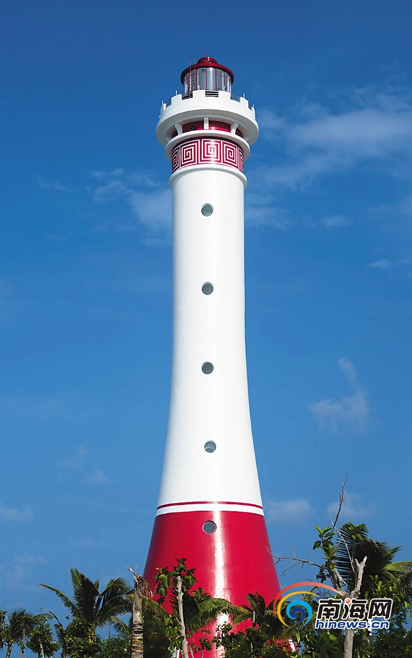 位于三沙市的赤瓜礁灯塔。
