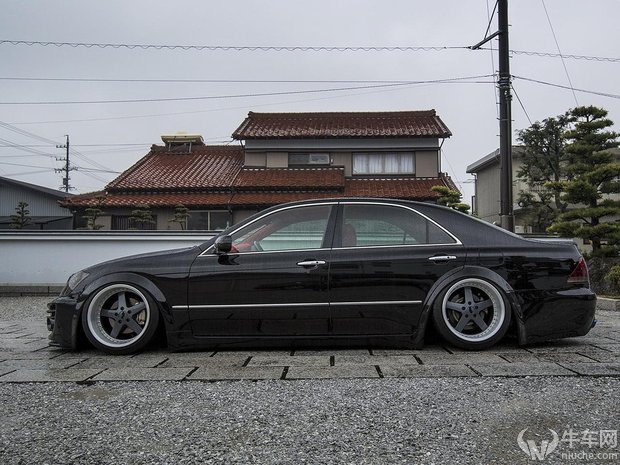 黑帮大佬喜欢什么车 日本VIP风格改装