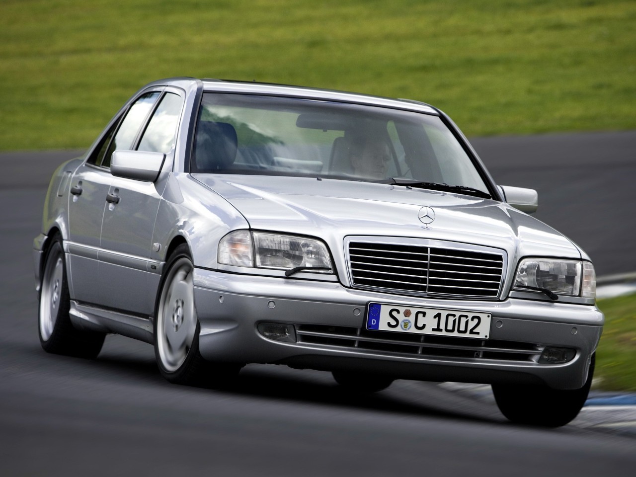 【w202 mercedes-benz c 43 amg】【w203 mercedes-benz c 32 amg】