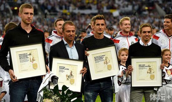 观点:中国足球存在四大误区 成绩差不能只赖国