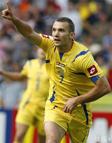 网络扑克游戏大全【篮球博彩投注技巧】 小刺