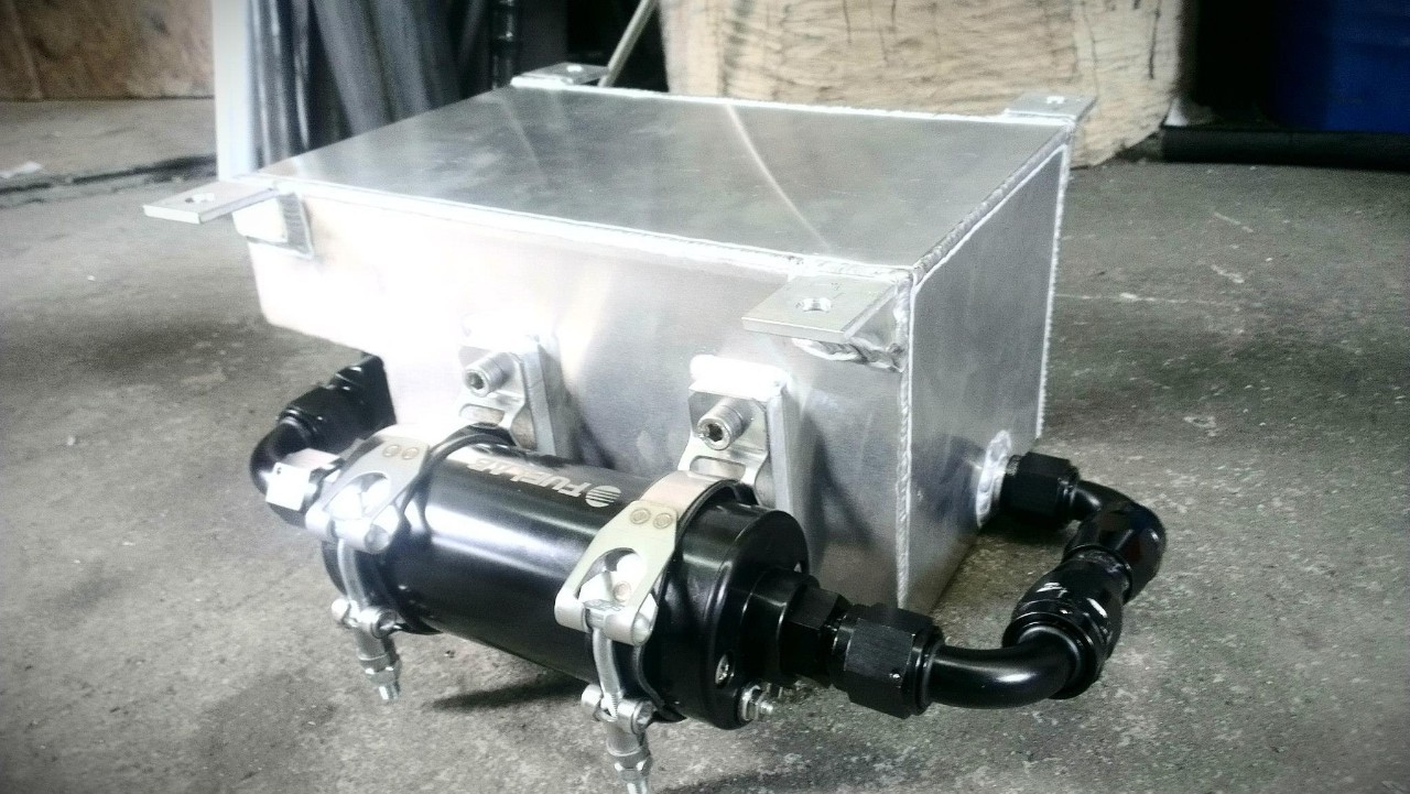 把30年前的高尔夫爆改到1234匹