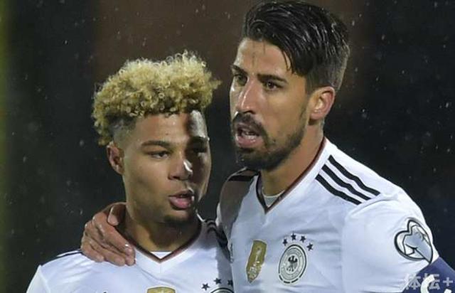 队长赫迪拉表示，他上演了帽子戏法，我很满意