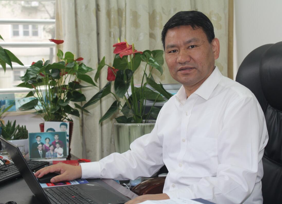 我校谭蔚泓院士当选发展中国家科学院院士(图