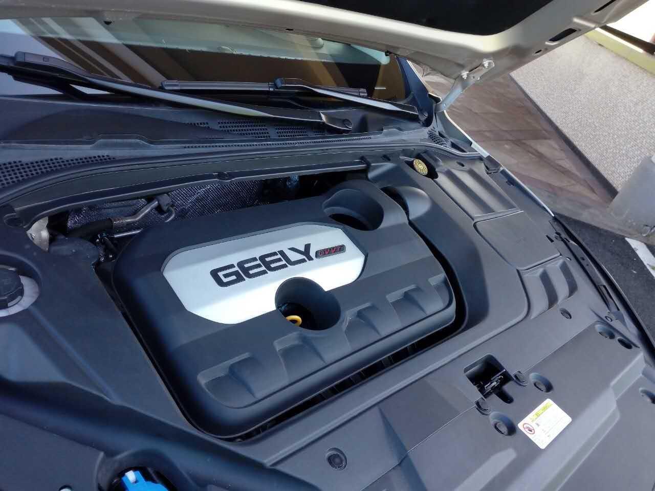 试车场 | 不黑不吹,试驾帝豪GL第一线的真实感