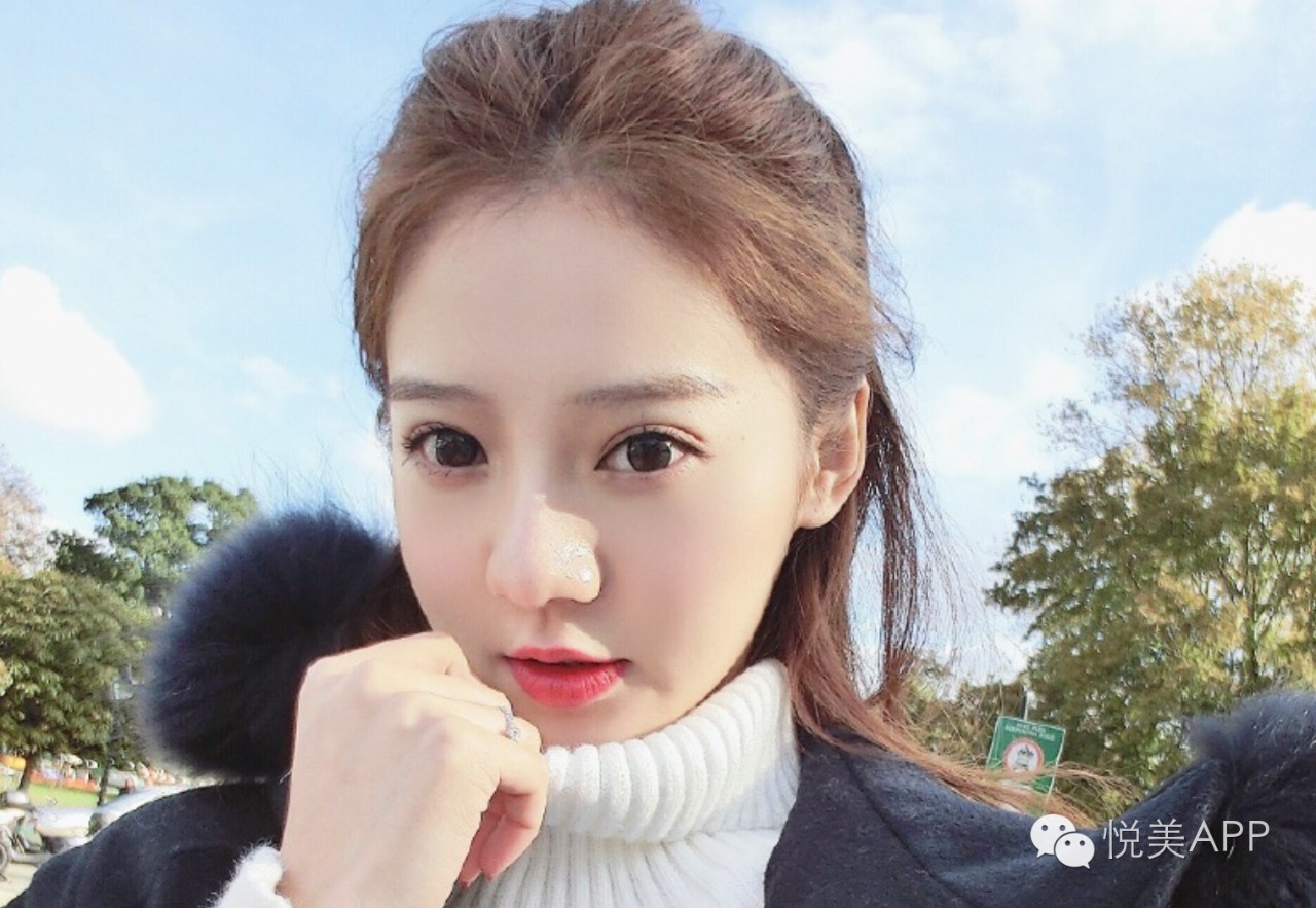 这个神秘网红比年收入3亿的雪梨、张大奕还能