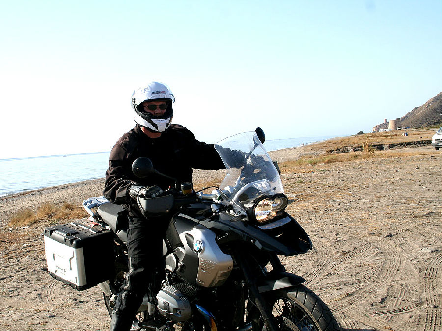 修理摩托车,也要讲策略和艺术!