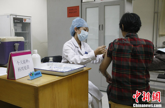 tt平台怎样拿5折 - 大将之风,上半场贺希宁投篮9中6得到16分