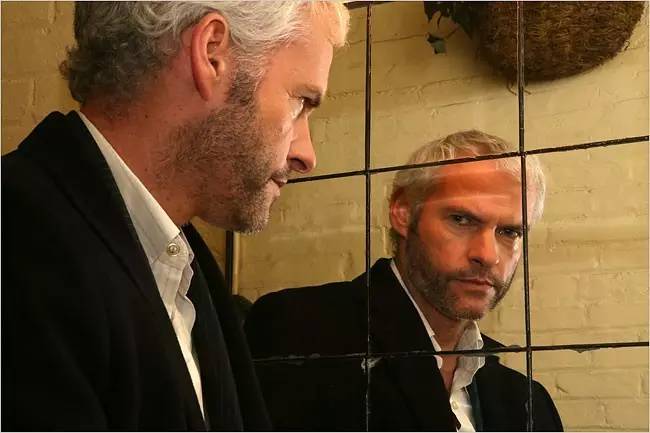 作家马丁·麦克多纳