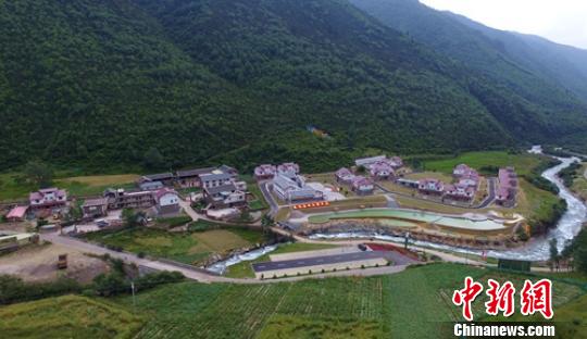 四川甘孜藏区康定“11.22”地震灾后重建完成投资32.16亿元
