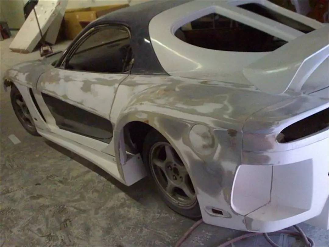 它真的不是科尼塞克 它是马自达RX-7