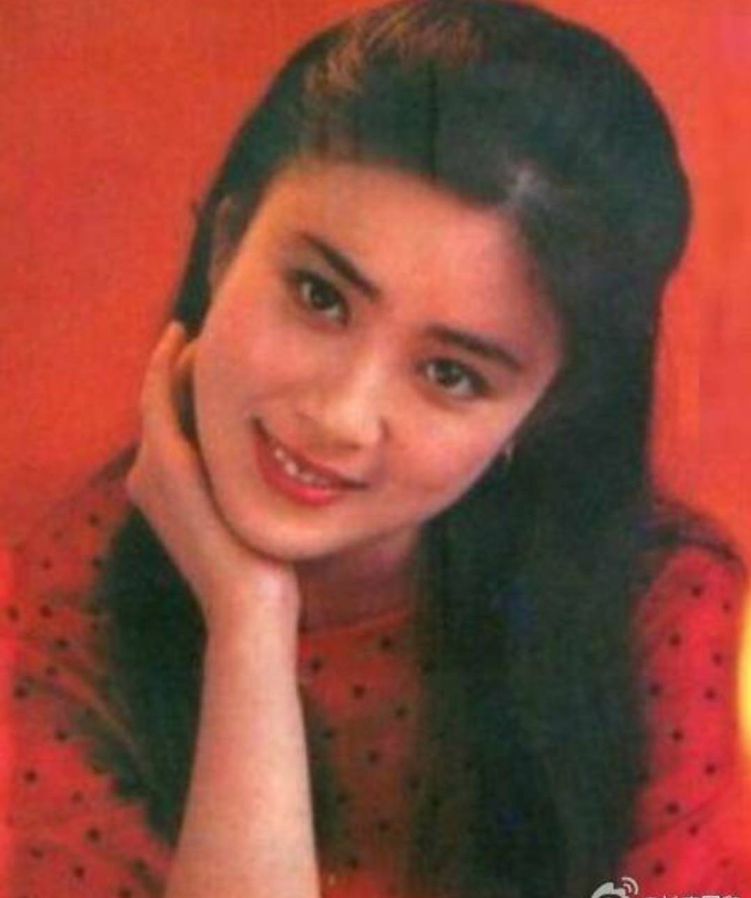 80年代前出生的明星谁没张挂历黑历史