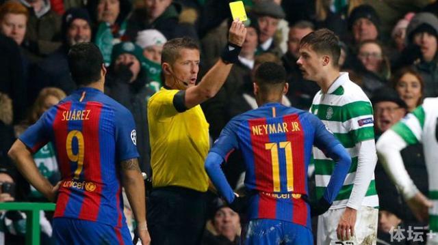 与卢斯蒂格的冲突，让内马尔吃到了一张黄牌