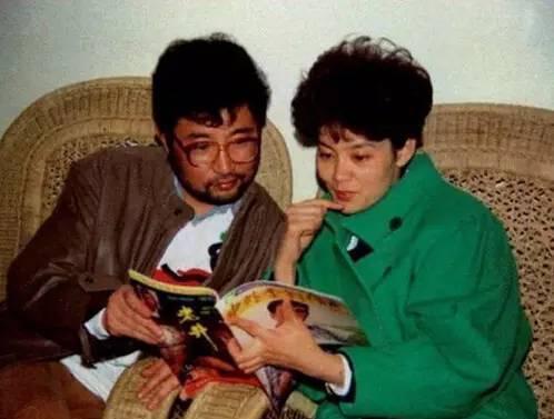 62岁潘虹早就皈依佛门，一个年代的刘晓庆却还在卖“少女萌”