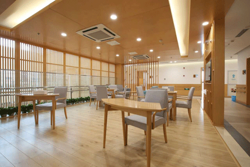 万科养老再添新兵 嘉园项目进军社区|万科|养老