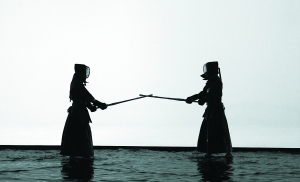 门外汉抢得四川信托二股东席位 股权争夺几度