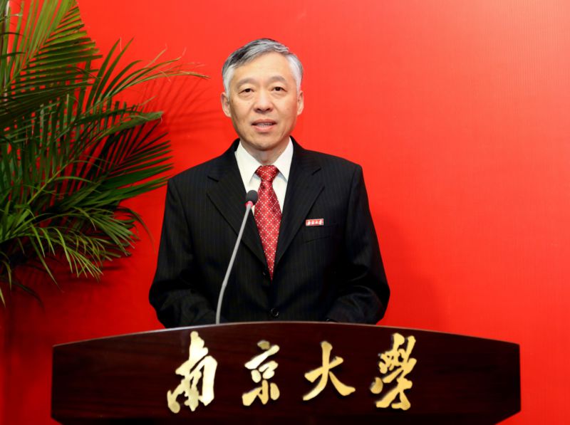 朱永宁董事长_董事长办公室图片(2)