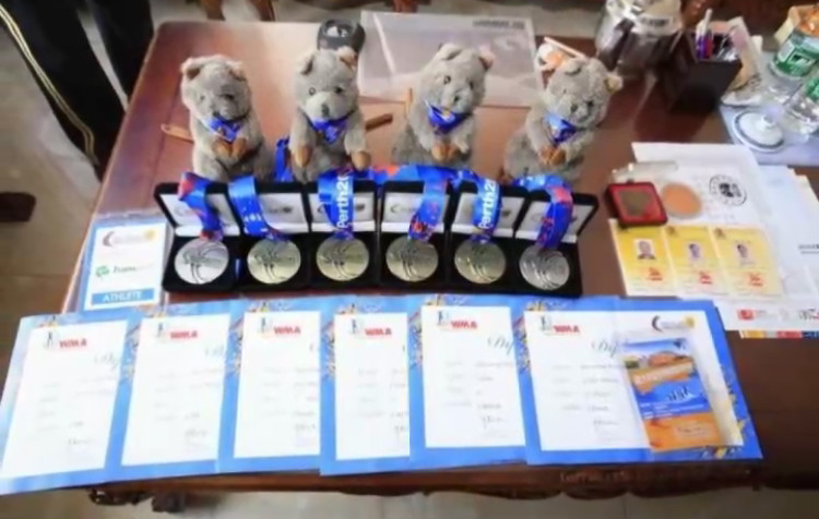 机械系92岁校友王志勇世界老将田径锦标赛豪