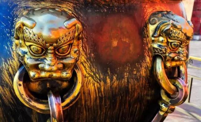 中国传统建筑的大门上为什么不能没有铺首?...