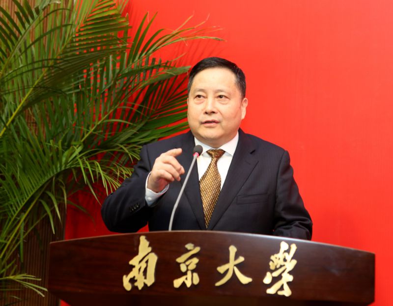 朱永宁董事长_董事长办公室图片