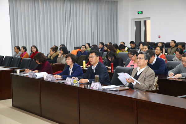 教育部视频会:综合施策推动高校毕业生就业创