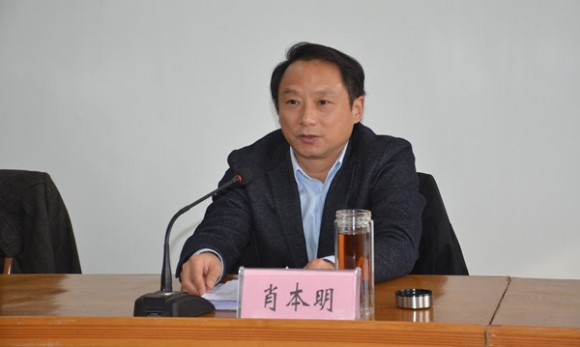 地方新闻精选| 石家庄夜间通知雾霾停课 凌晨又