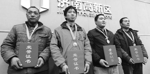 济南平民英雄蜘蛛侠:厚道人萍水相逢,便感动