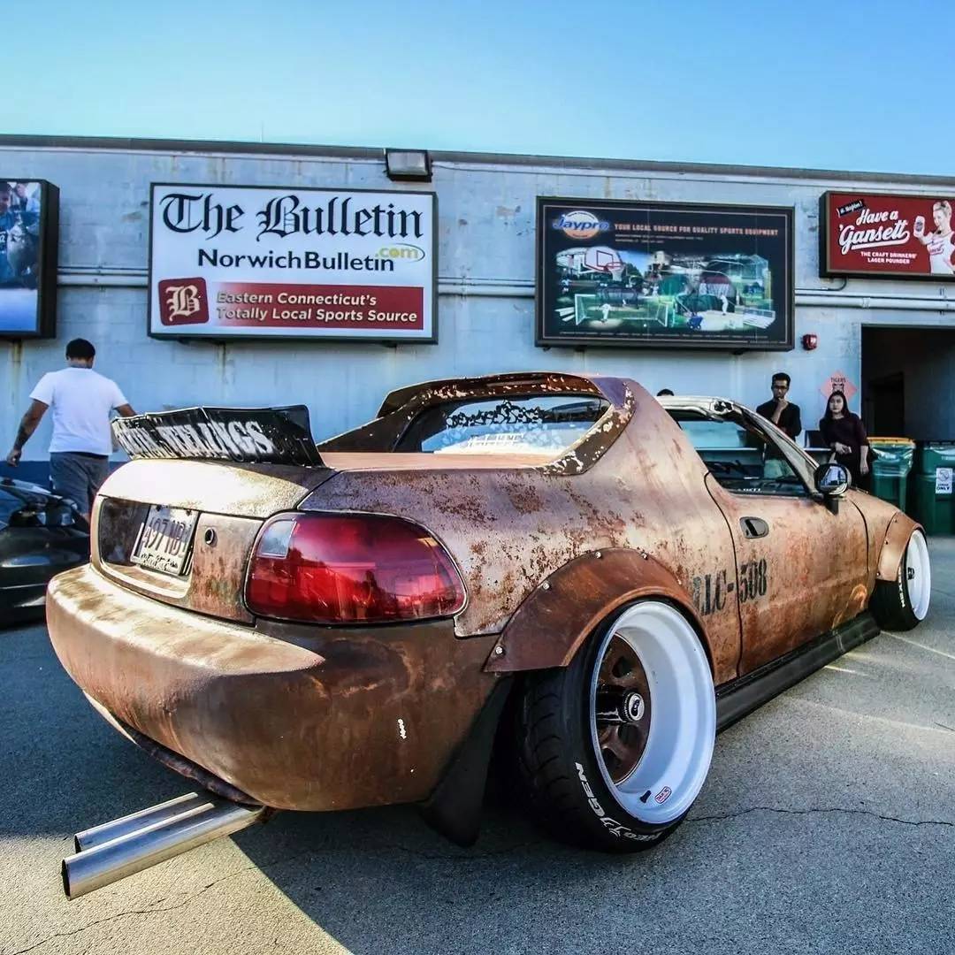 国内少见的本田双门敞篷跑车改装案例