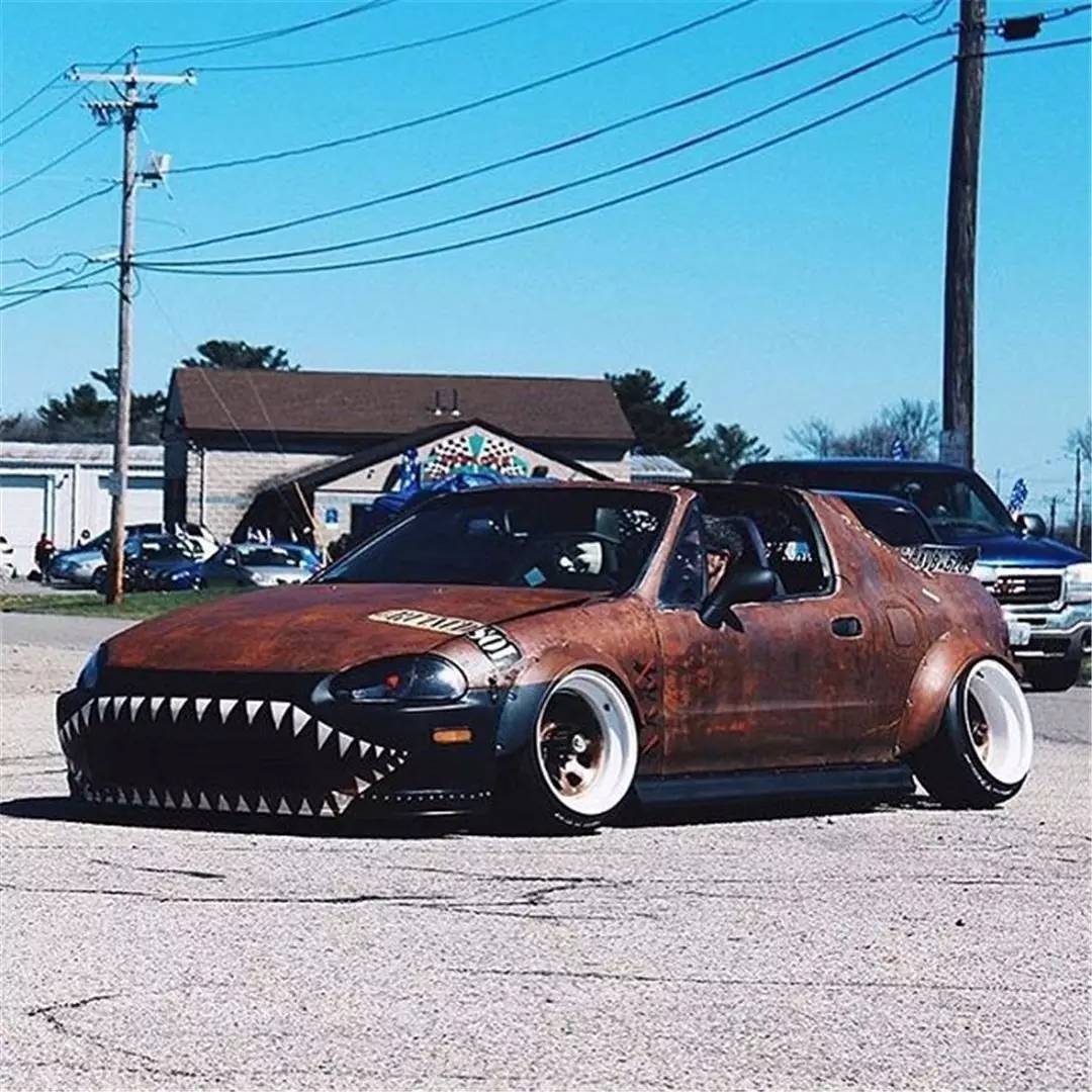 国内少见的本田双门敞篷跑车改装案例