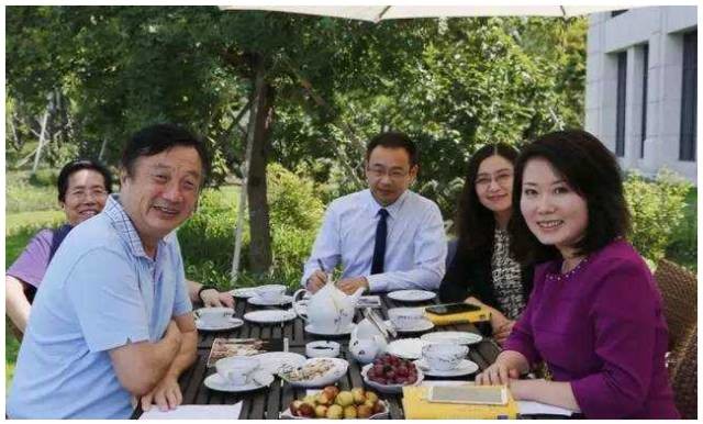 华为年终奖惊呆网友!入职3年能分18万(图)