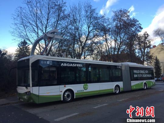 超级电容现代无轨电车欧洲首跑成功