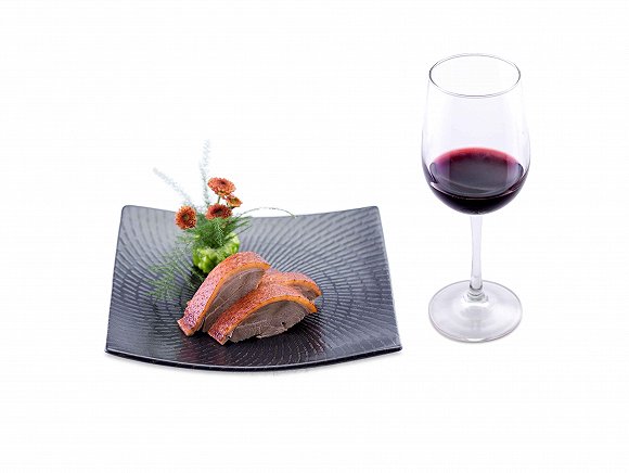 一份融合中国八大菜系的Tapas菜单,逆袭大堂吧