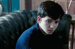 这位长腿弟弟的眼睛里有宇宙浩瀚|佩小姐的奇幻城堡|阿沙·巴特菲尔德_新浪娱乐_新浪网