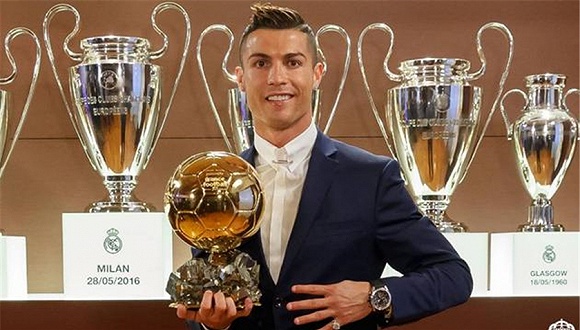 皇马问鼎欧冠葡萄牙夺下欧洲杯 C罗第四度荣膺